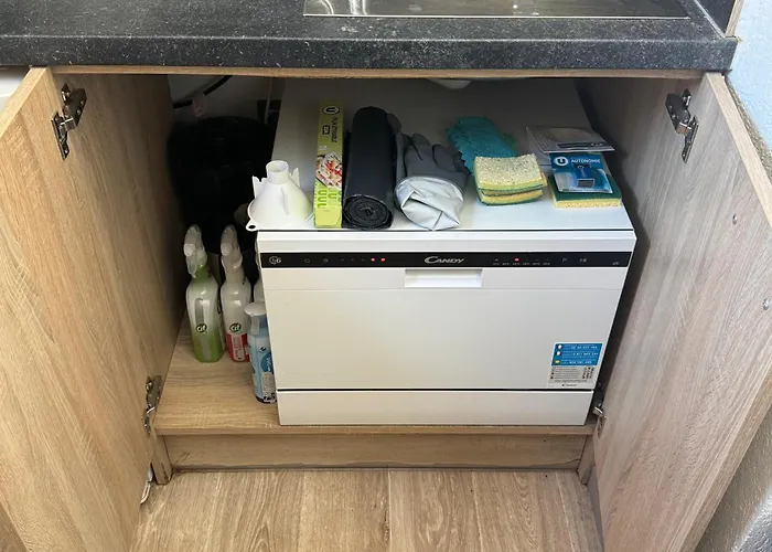 Val Set شقة فال تورُن