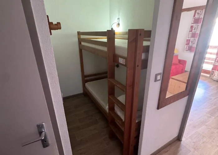 Val Set فال تورُن